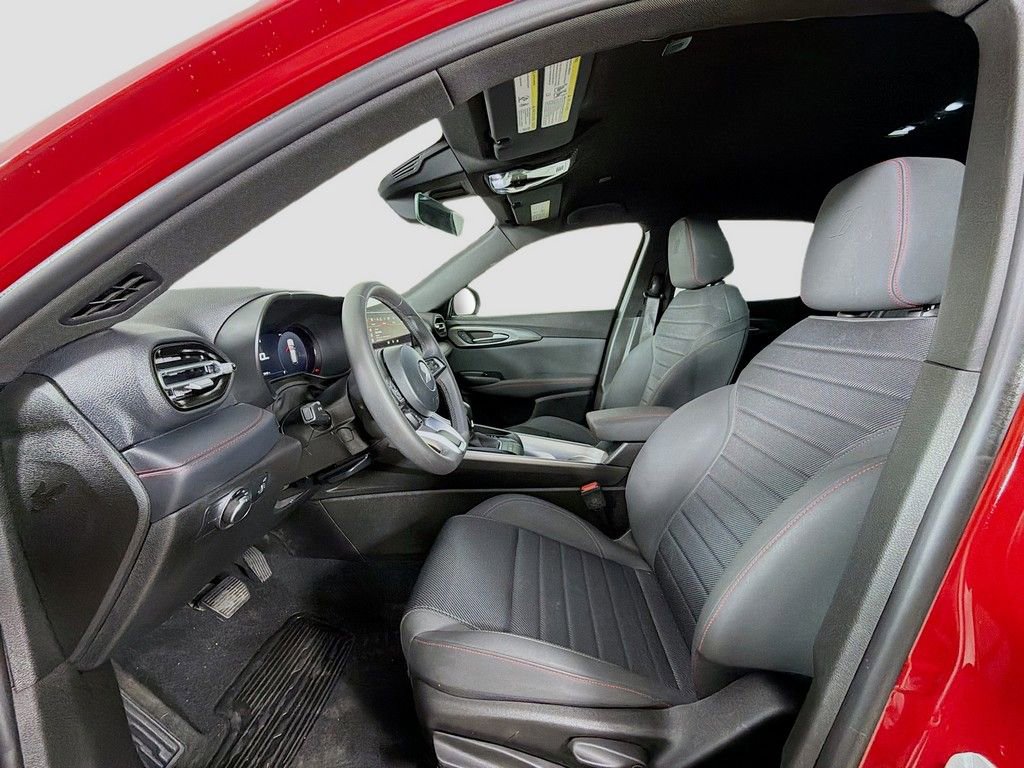 Used 2024 Dodge Hornet GT image 18