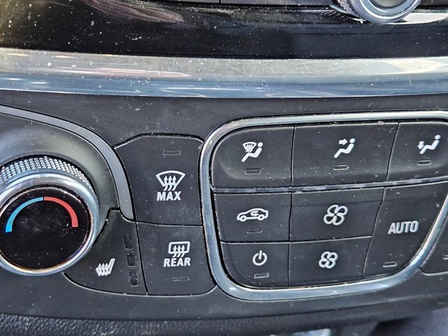 Used 2023 Chevrolet Traverse RS image 11