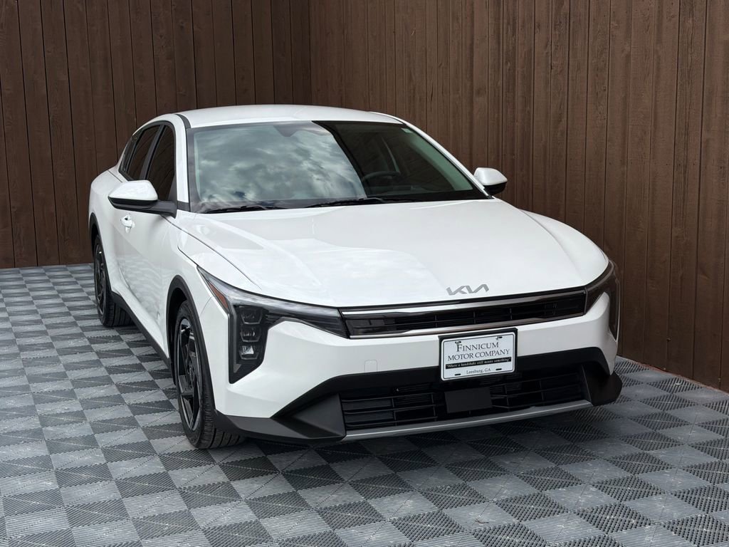 Used 2025 Kia K4 EX image 9