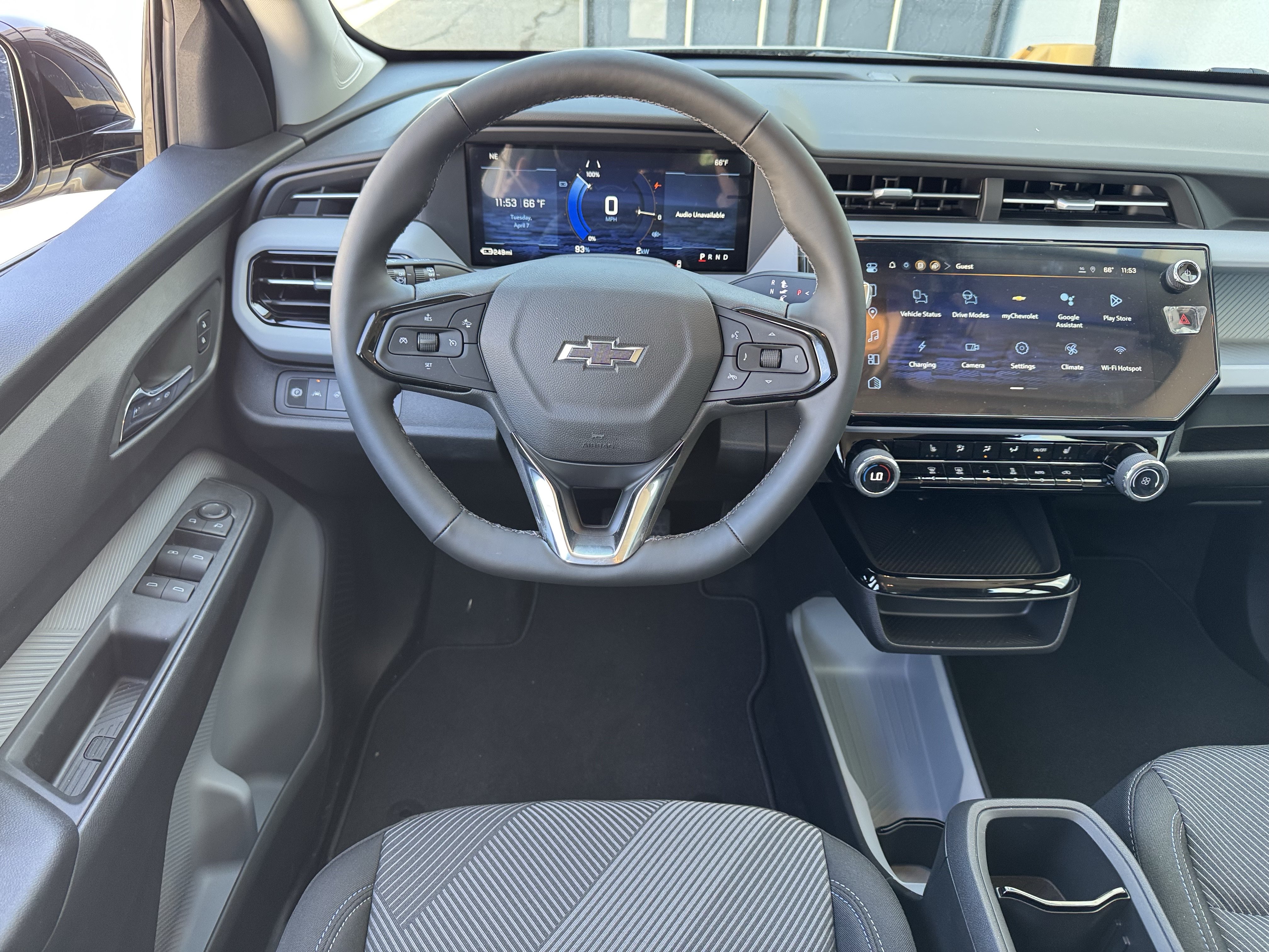 New 2027 Chevrolet Bolt LT w/ Comfort Package FWD image 18