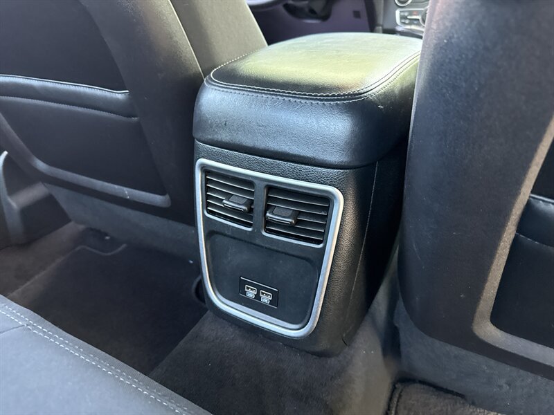 Used 2015 Dodge Charger SE w/ Popular Equipment Group AWD/4WD image 29