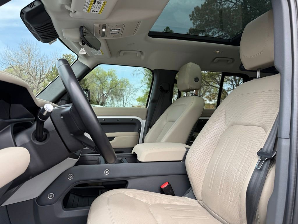 Used 2022 Land Rover Defender 110 S AWD/4WD image 16