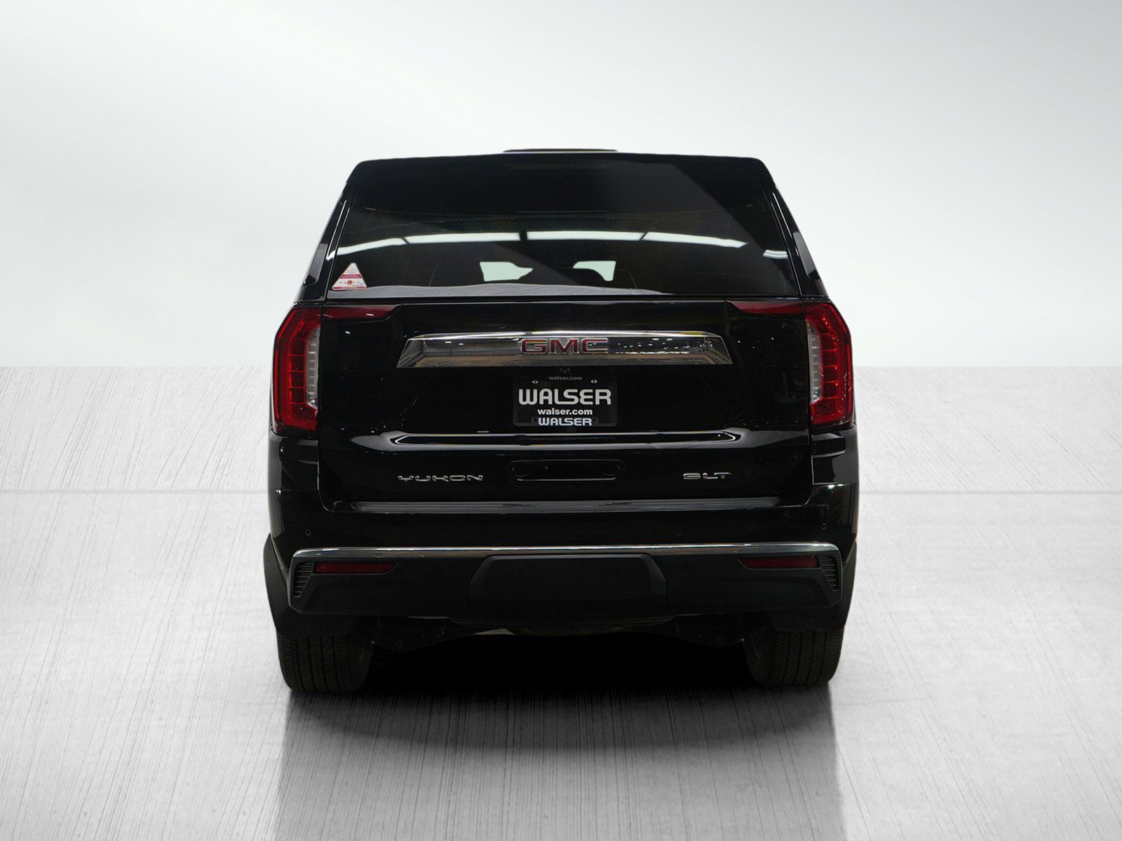 Used 2022 GMC Yukon XL SLT image 4