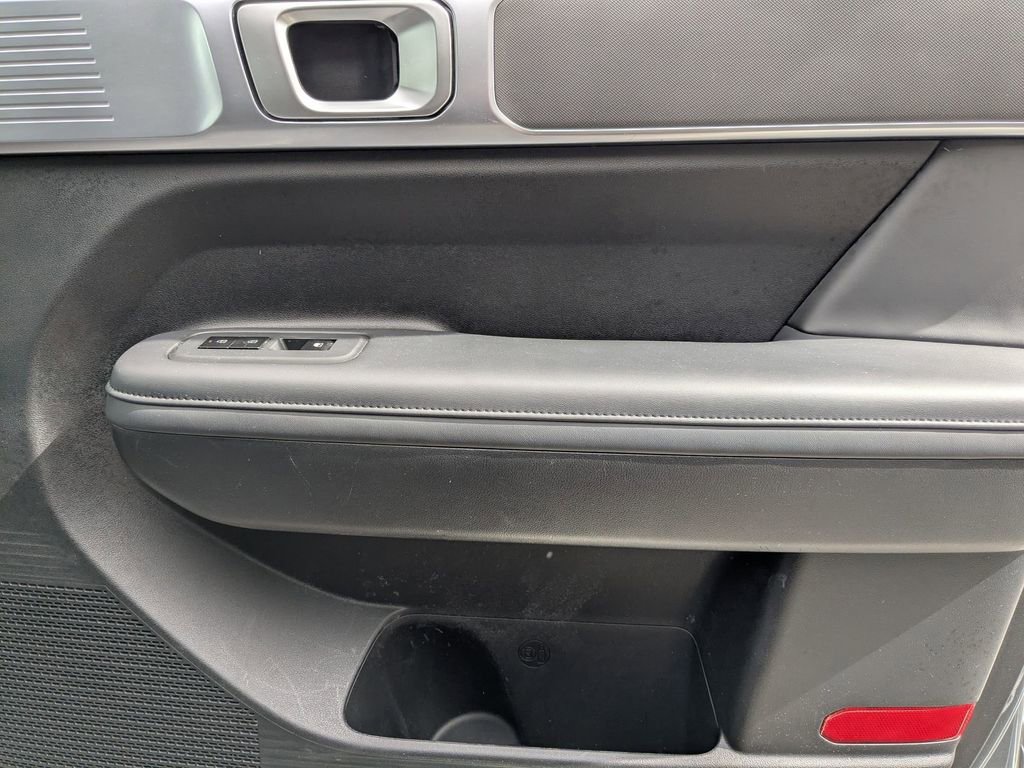 Used 2025 Hyundai Santa Fe SEL image 31