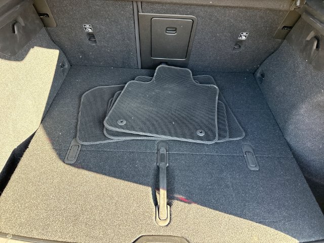 Certified 2023 Volvo C40 P8 Recharge Ultimate AWD/4WD image 24