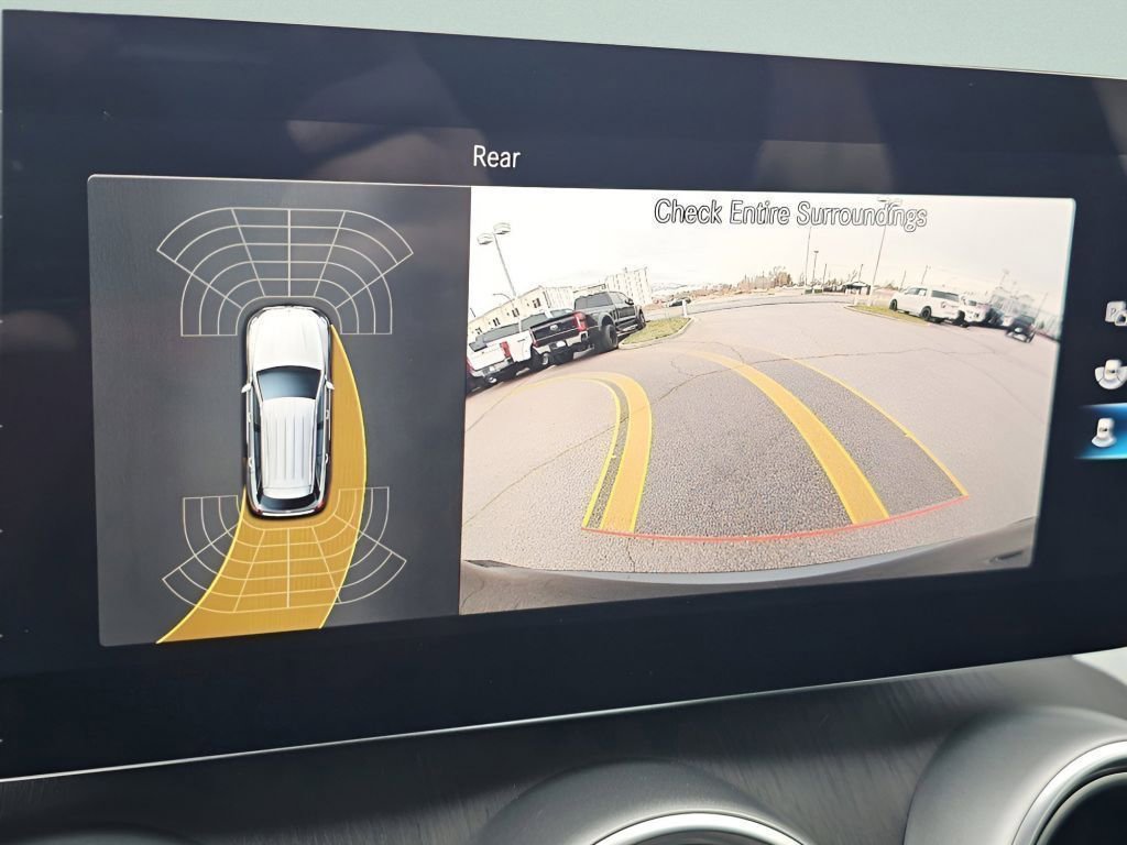 Used 2021 Mercedes-Benz GLC 300 image 9