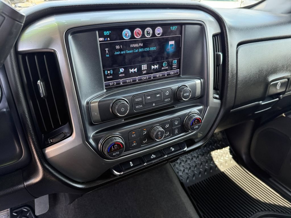 Used 2018 Chevrolet Silverado 1500 LT w/ All Star Edition AWD/4WD image 17