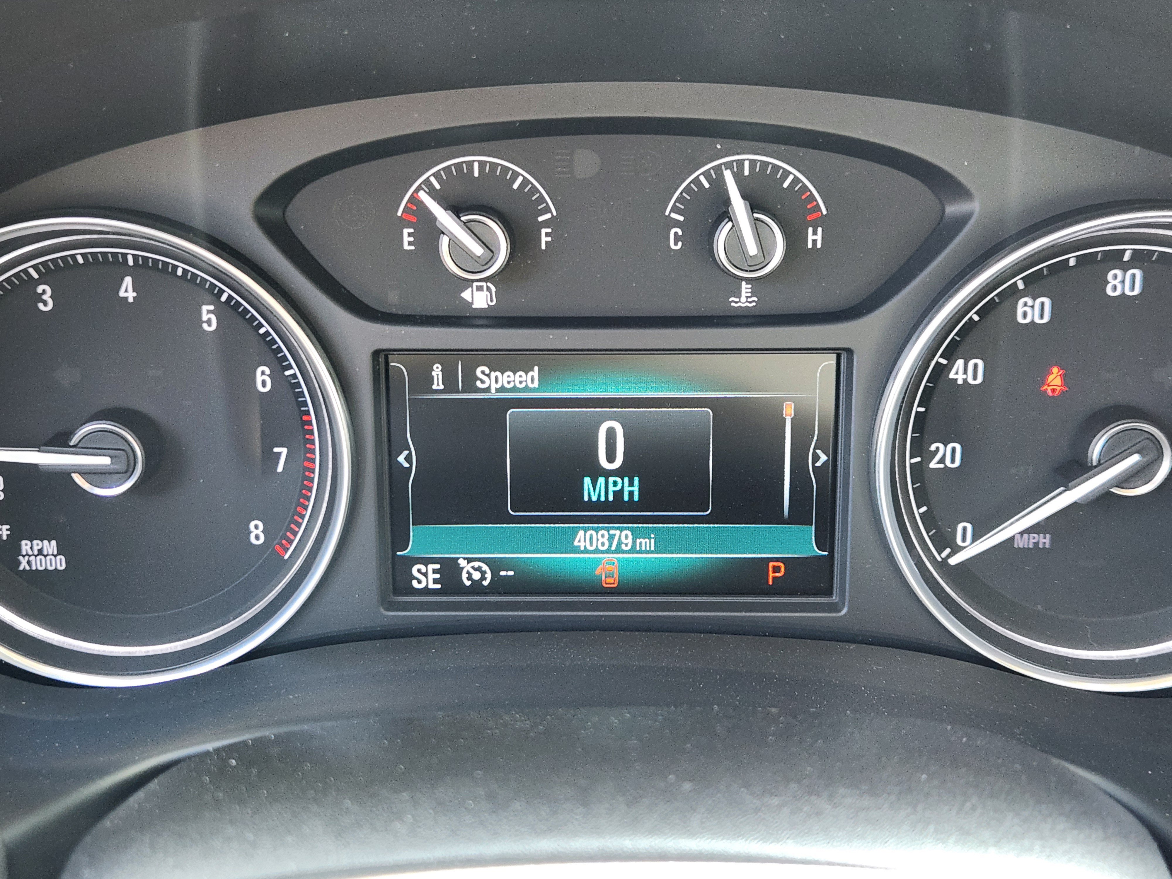 Used 2018 Buick Enclave Essence FWD image 10