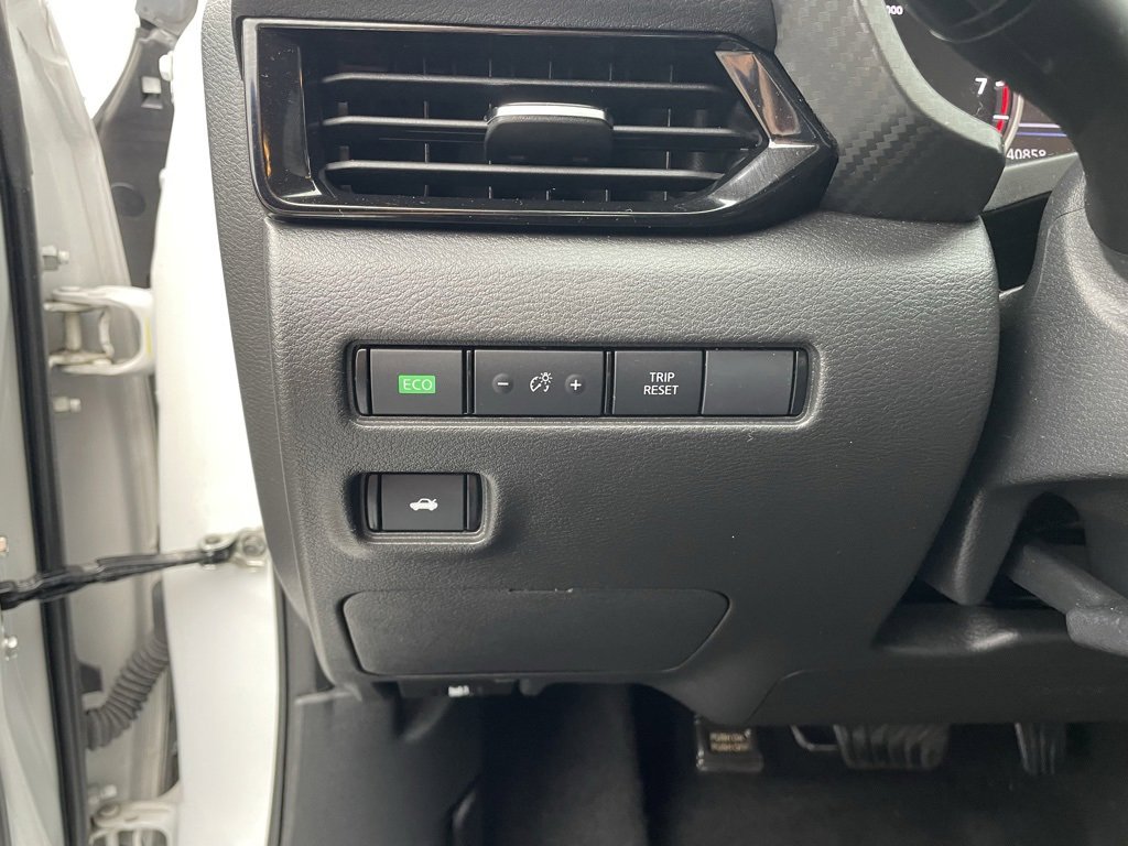 Used 2023 Nissan Sentra SV image 12