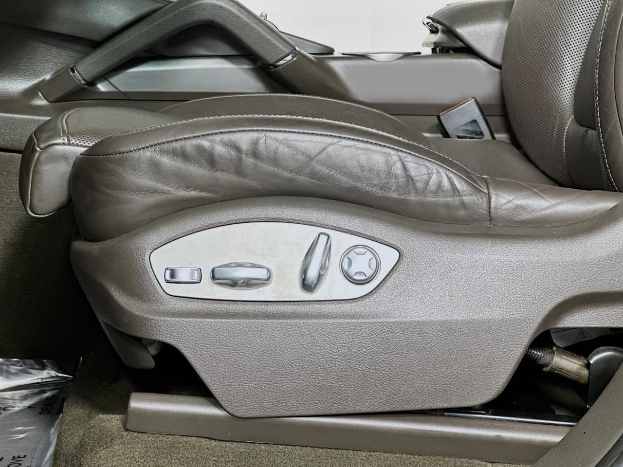 Used 2017 Porsche Cayenne Platinum Edition image 24