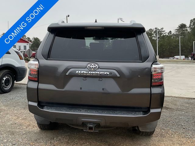 Used 2014 Toyota 4Runner SR5 RWD image 3