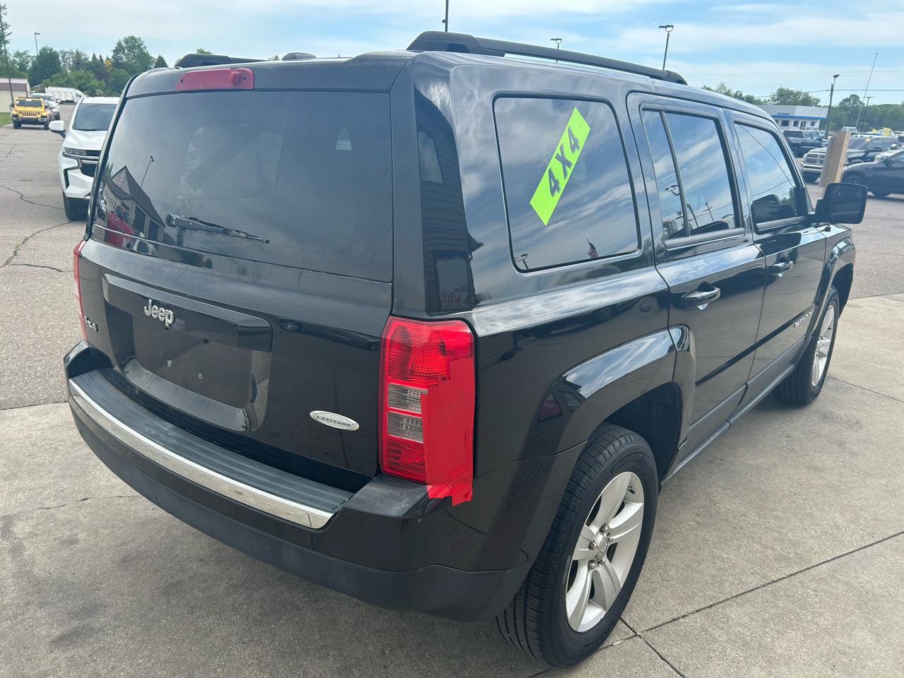 Used 2013 Jeep Patriot Sport w/ PWR Value Group AWD/4WD image 5