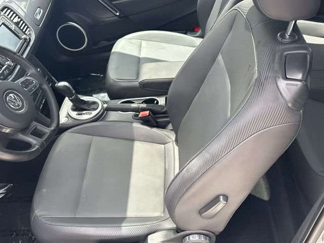 Used 2016 Volkswagen Beetle 1.8T SEL FWD image 12