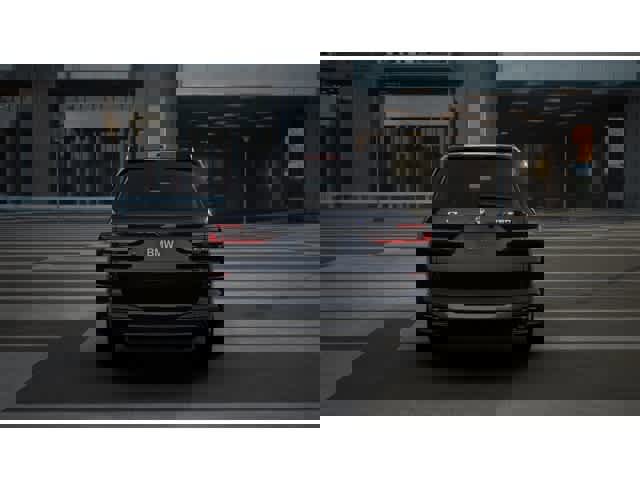 New 2026 BMW X7 M60i image 5