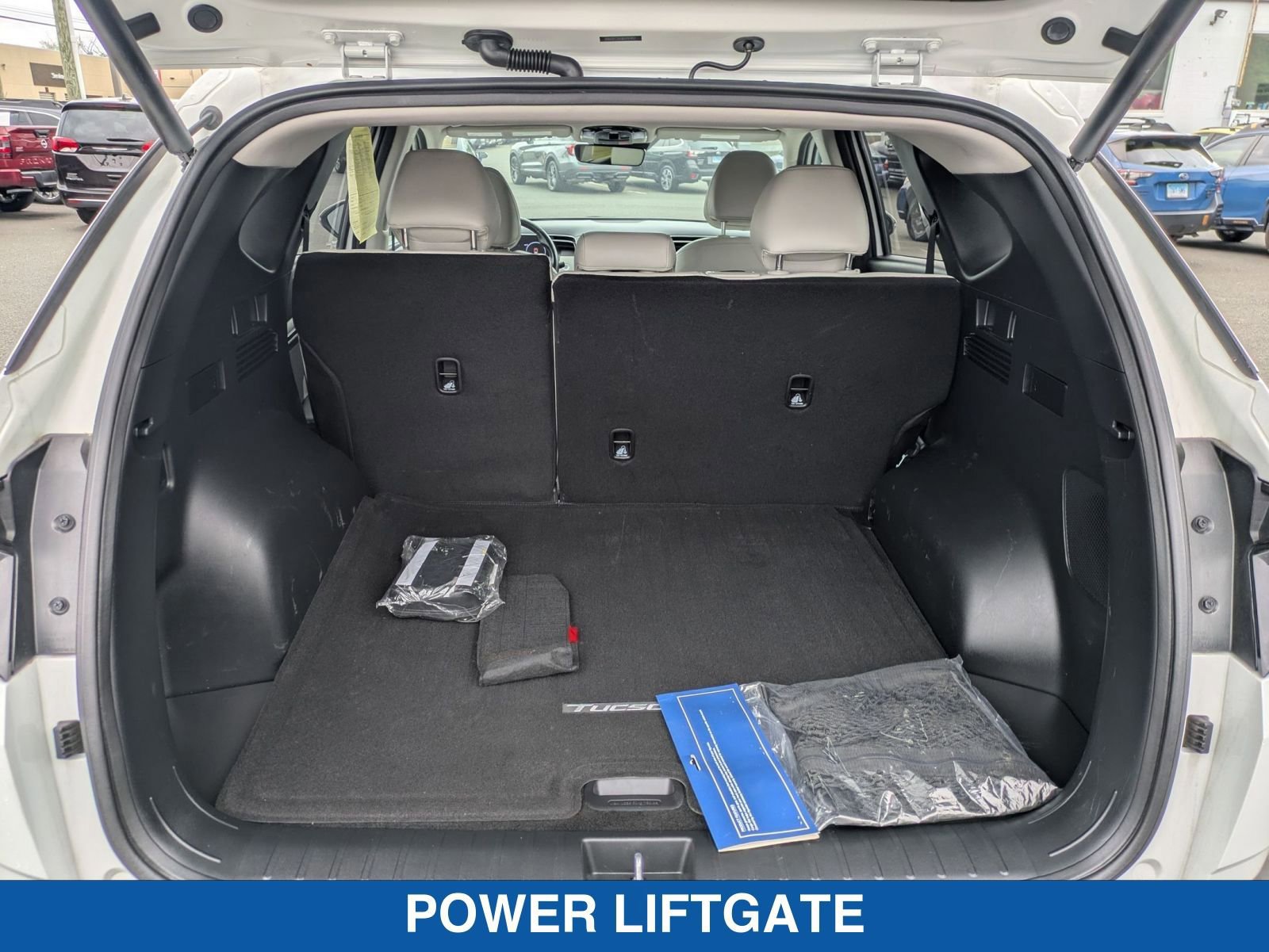 Used 2024 Hyundai Tucson Limited AWD/4WD image 34