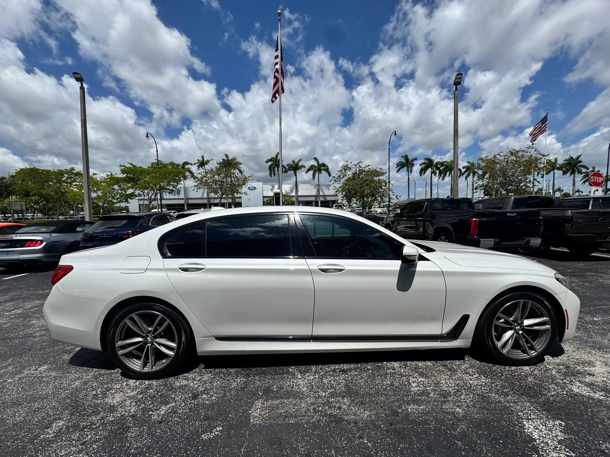 Used 2019 BMW 740i w/ M Sport Package RWD image 12