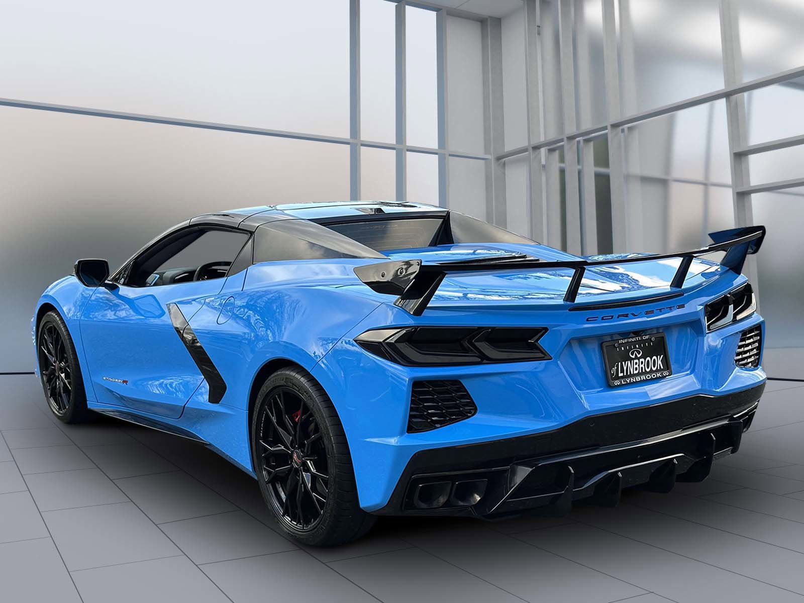 Used 2023 Chevrolet Corvette Stingray Premium Conv w/ Z51 Performance Package image 7