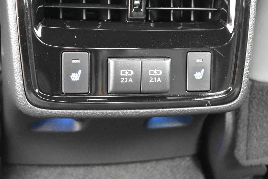 Used 2020 Toyota Avalon Limited w/ Advanced Safety Package FWD image 20