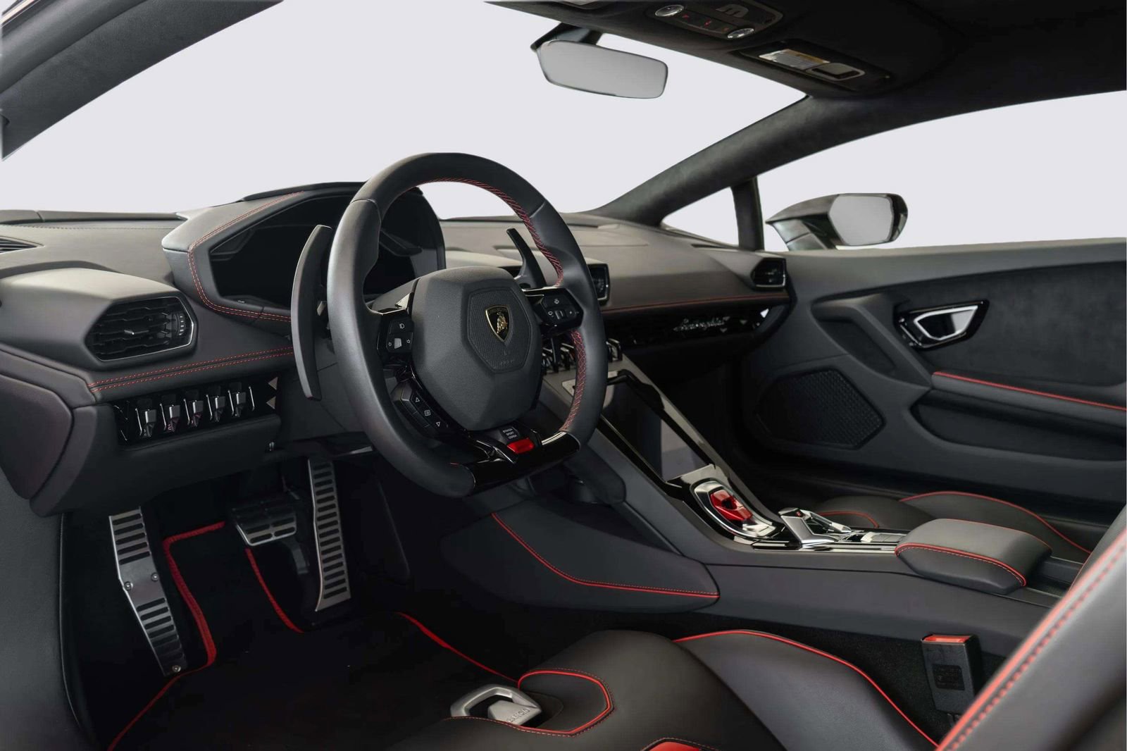 Used 2023 Lamborghini Huracan EVO RWD image 23