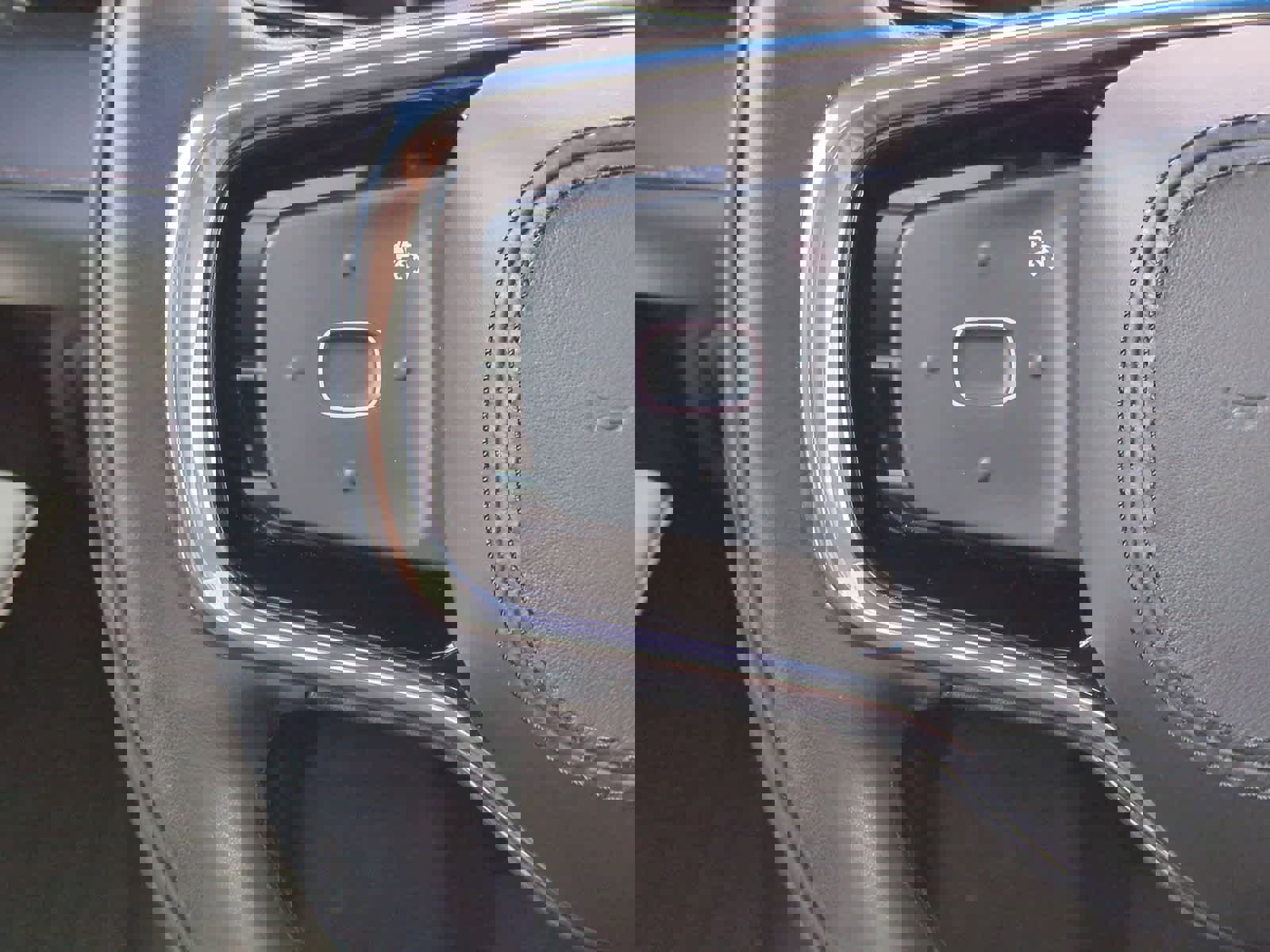 Used 2024 Lincoln Nautilus Reserve w/ Equipment Group 202A image 25