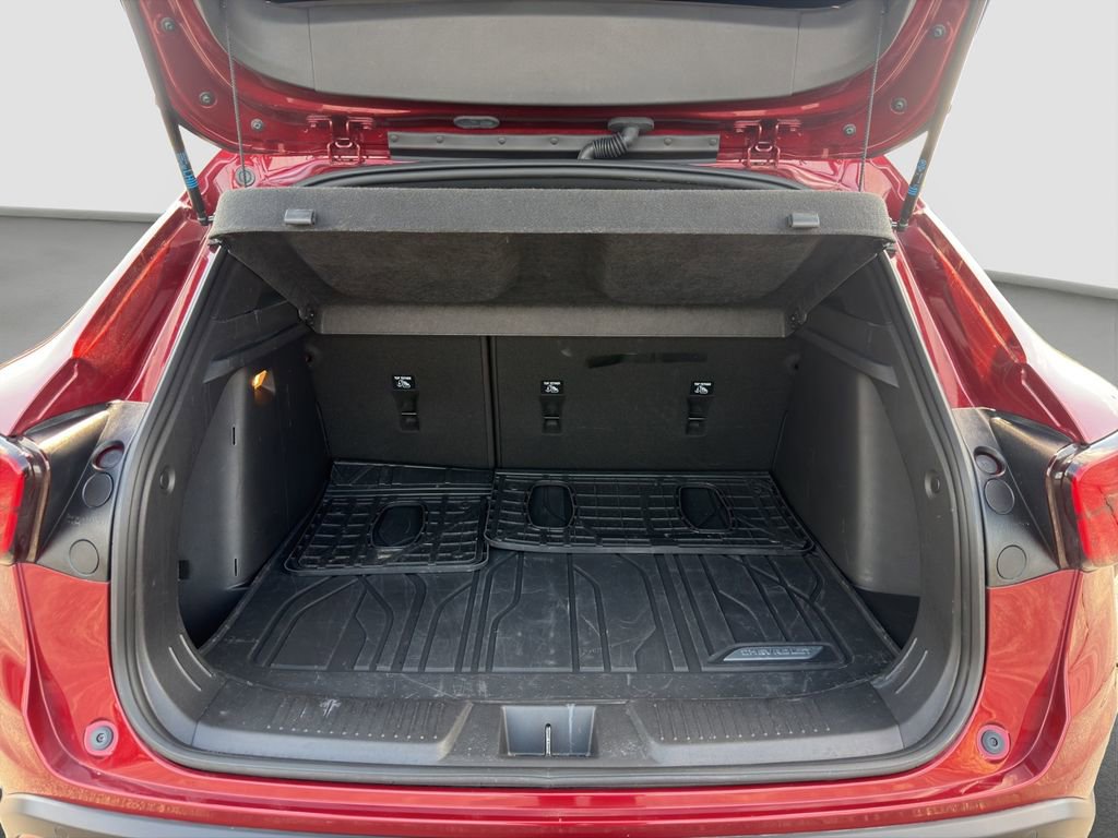 Used 2025 Chevrolet Trax RS w/ Driver Confidence Package image 20