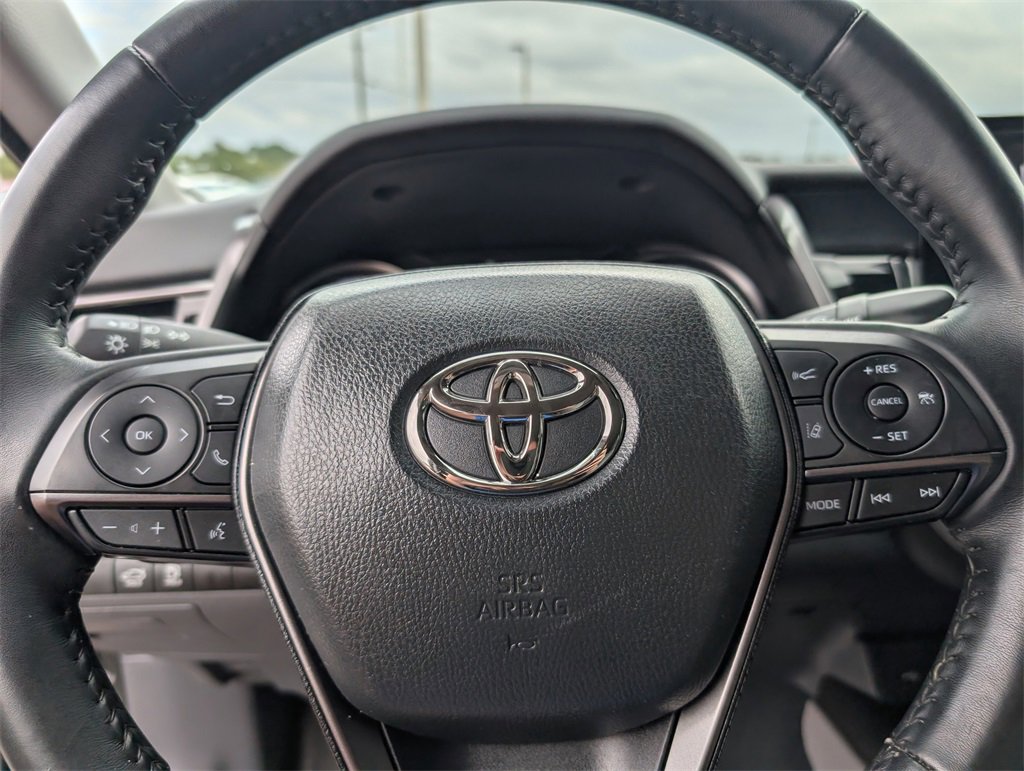 Used 2023 Toyota Camry SE w/ Convenience Package image 20