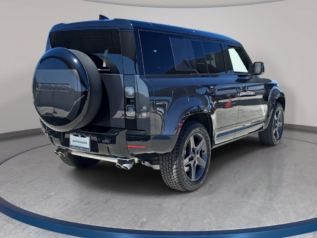 New 2026 Land Rover Defender 110 X-Dynamic SE AWD/4WD image 5