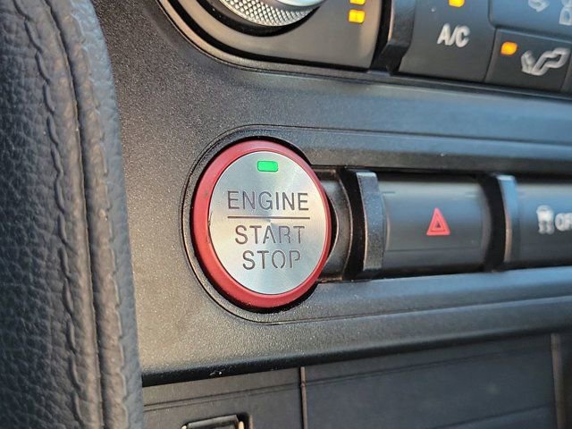Used 2022 Ford Mustang EcoBoost image 33