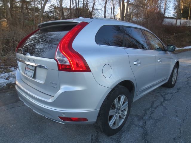 Used 2016 Volvo XC60 T6 AWD/4WD image 4