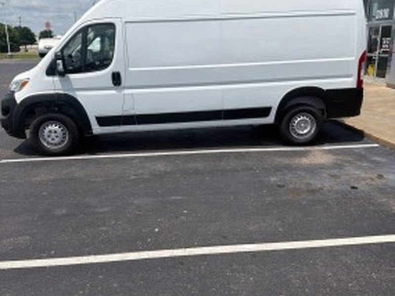 Used 2025 RAM ProMaster 2500 w/ Convenience Group FWD image 13