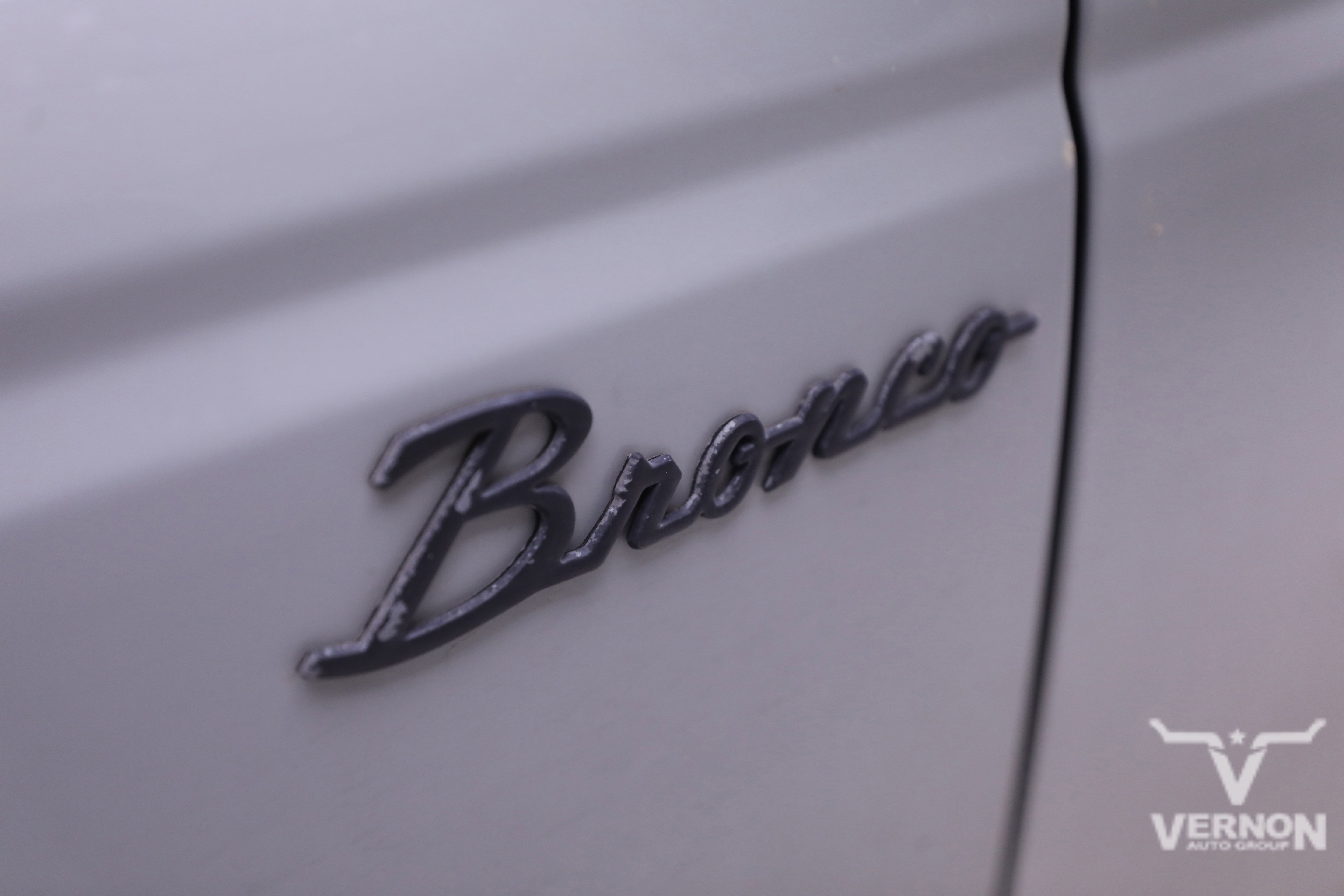 Used 2022 Ford Bronco Base 4x4 image 12