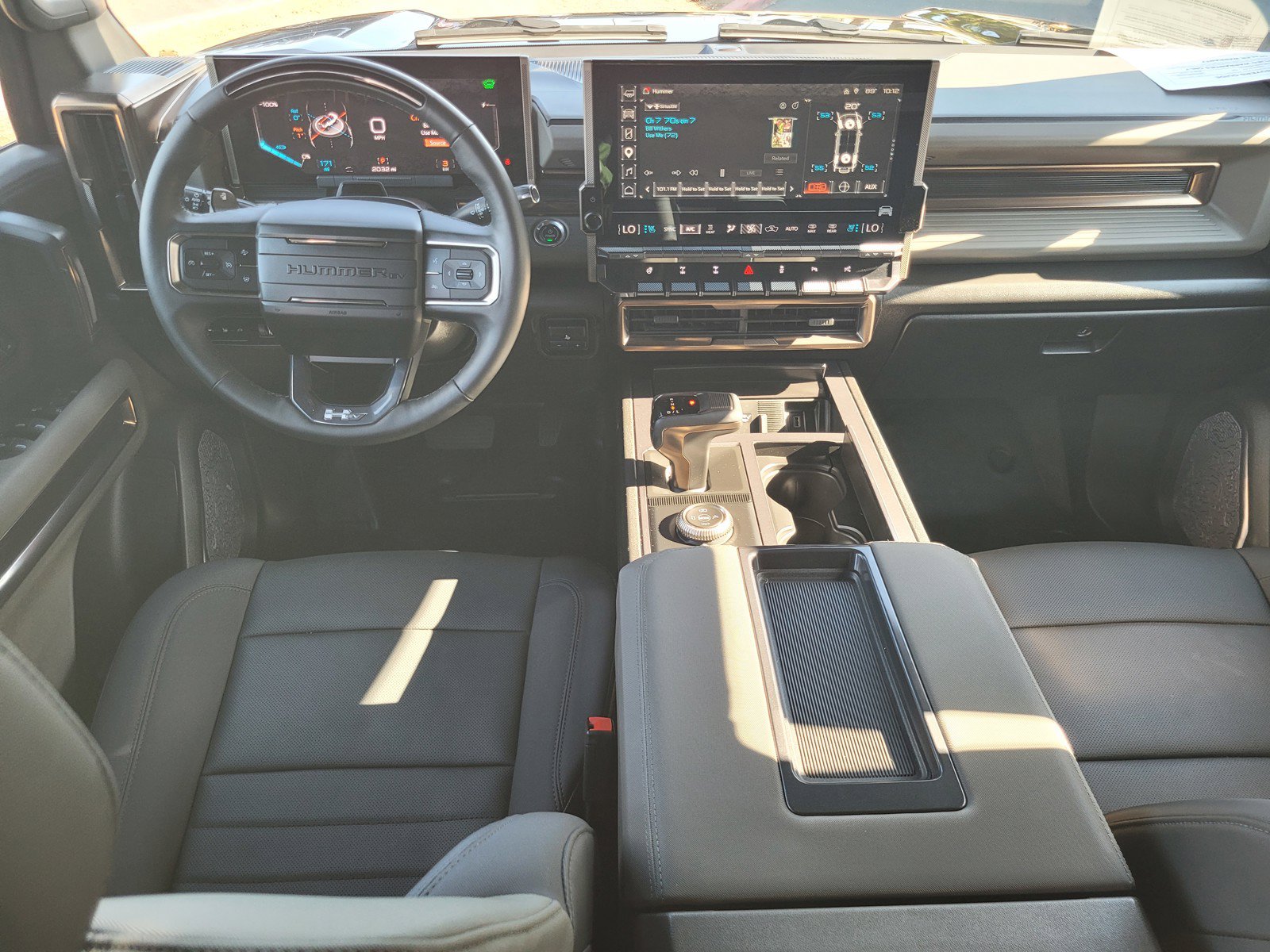Used 2024 GMC Hummer EV 2X w/ Extreme Off-Road Package AWD/4WD image 13