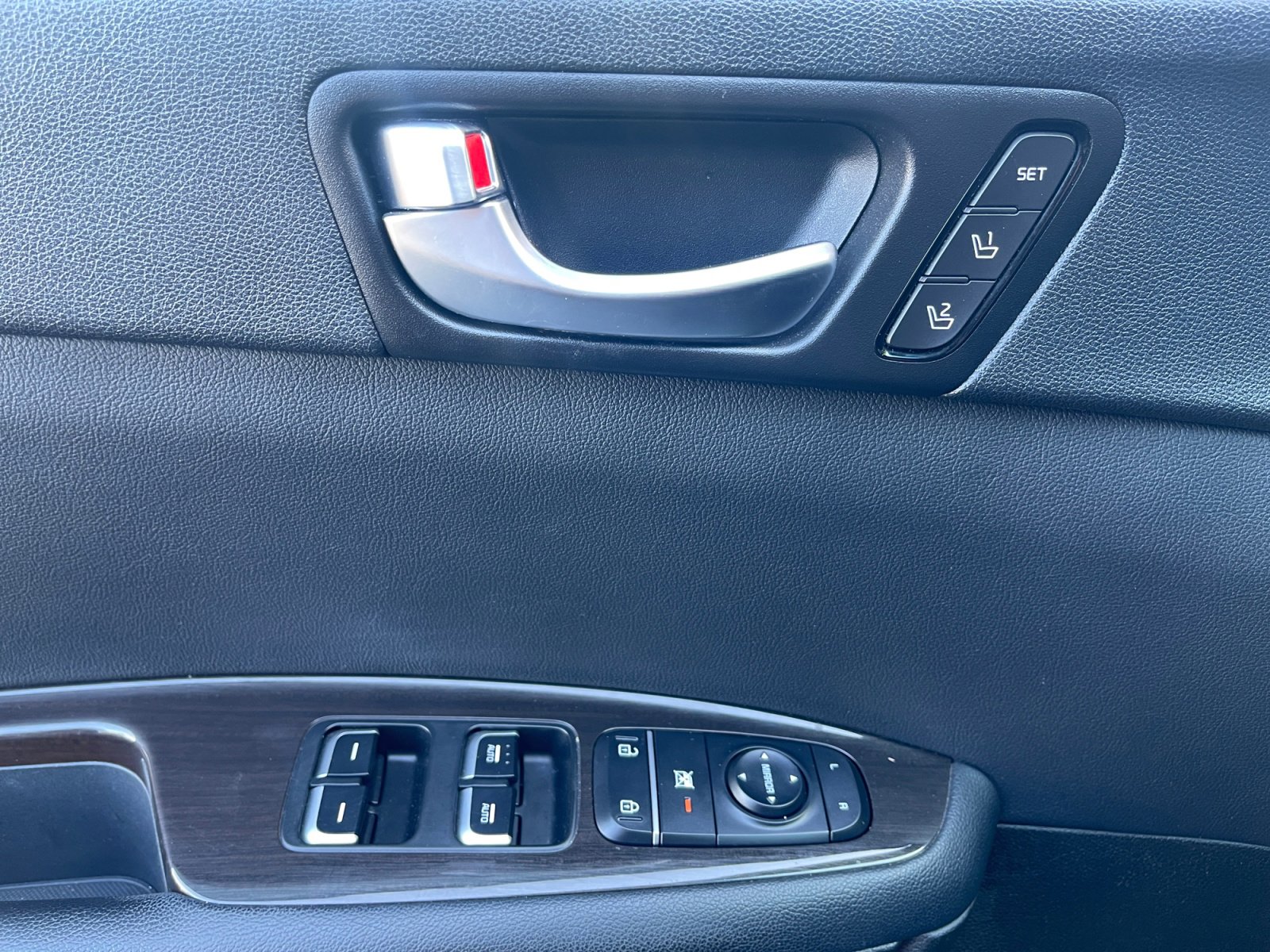 Used 2020 Kia Optima Premium image 20