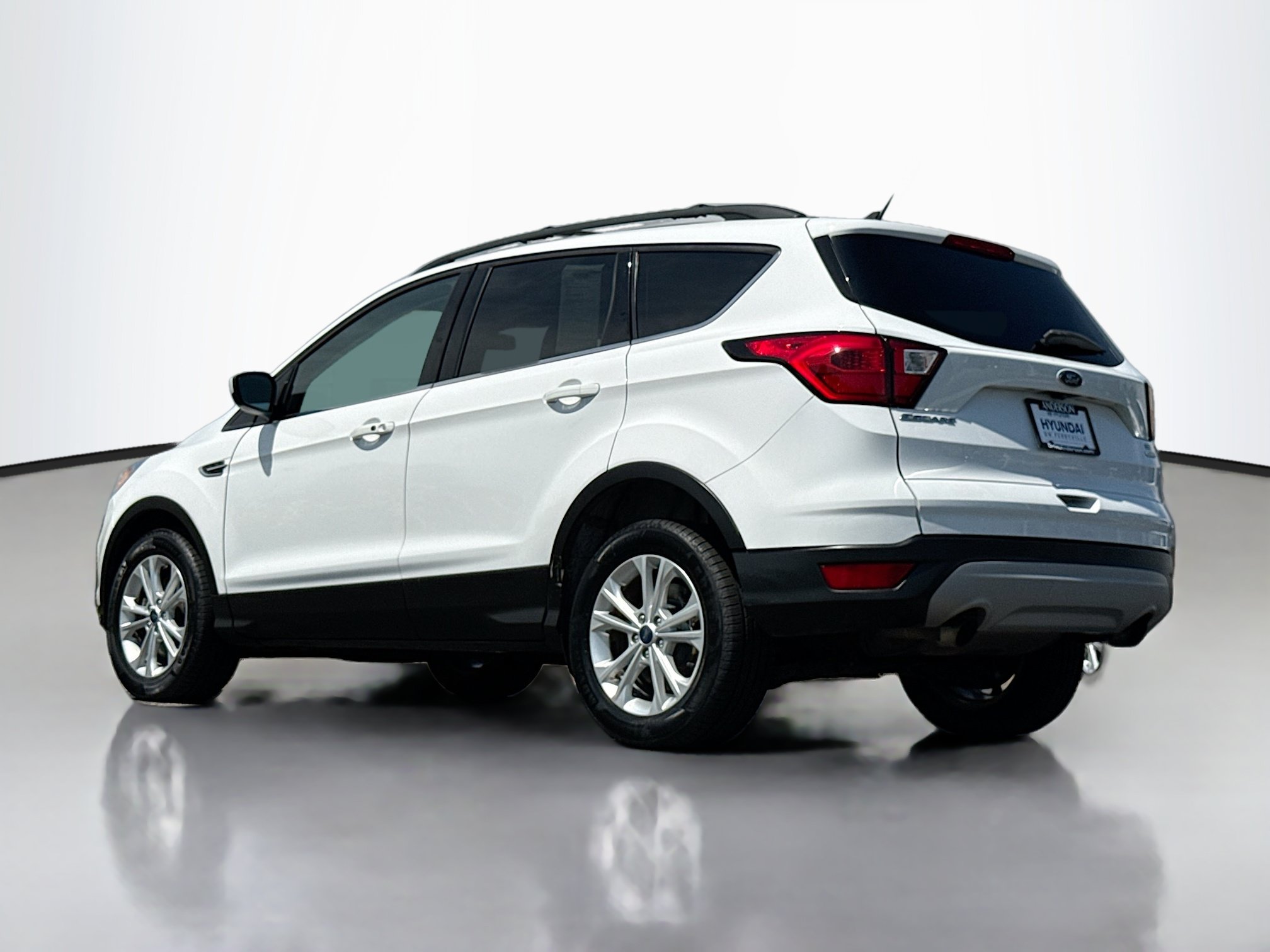 Used 2019 Ford Escape SE AWD/4WD image 14