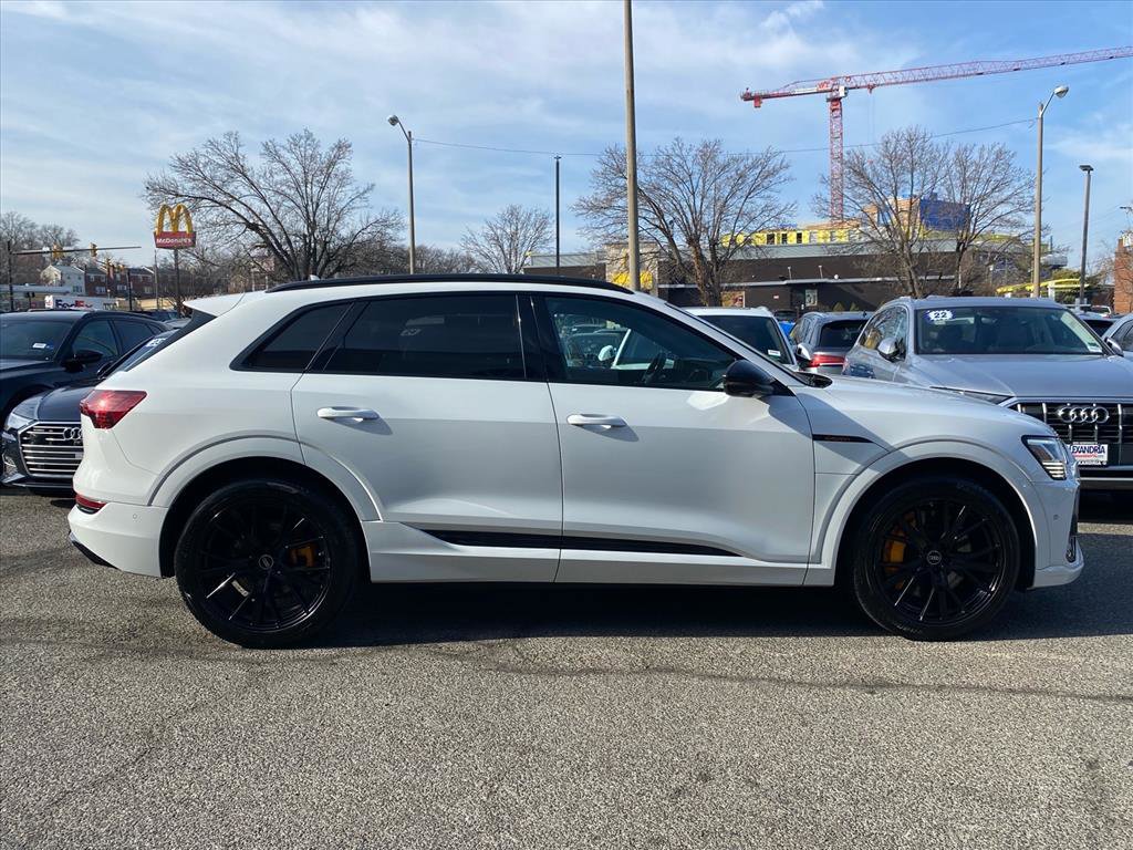 Used 2023 Audi e-tron Chronos w/ Chronos Package image 2
