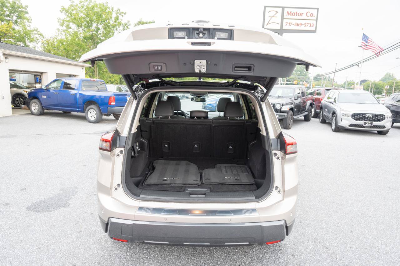 Used 2025 Nissan Rogue SL w/ SL Premium Package AWD/4WD image 21