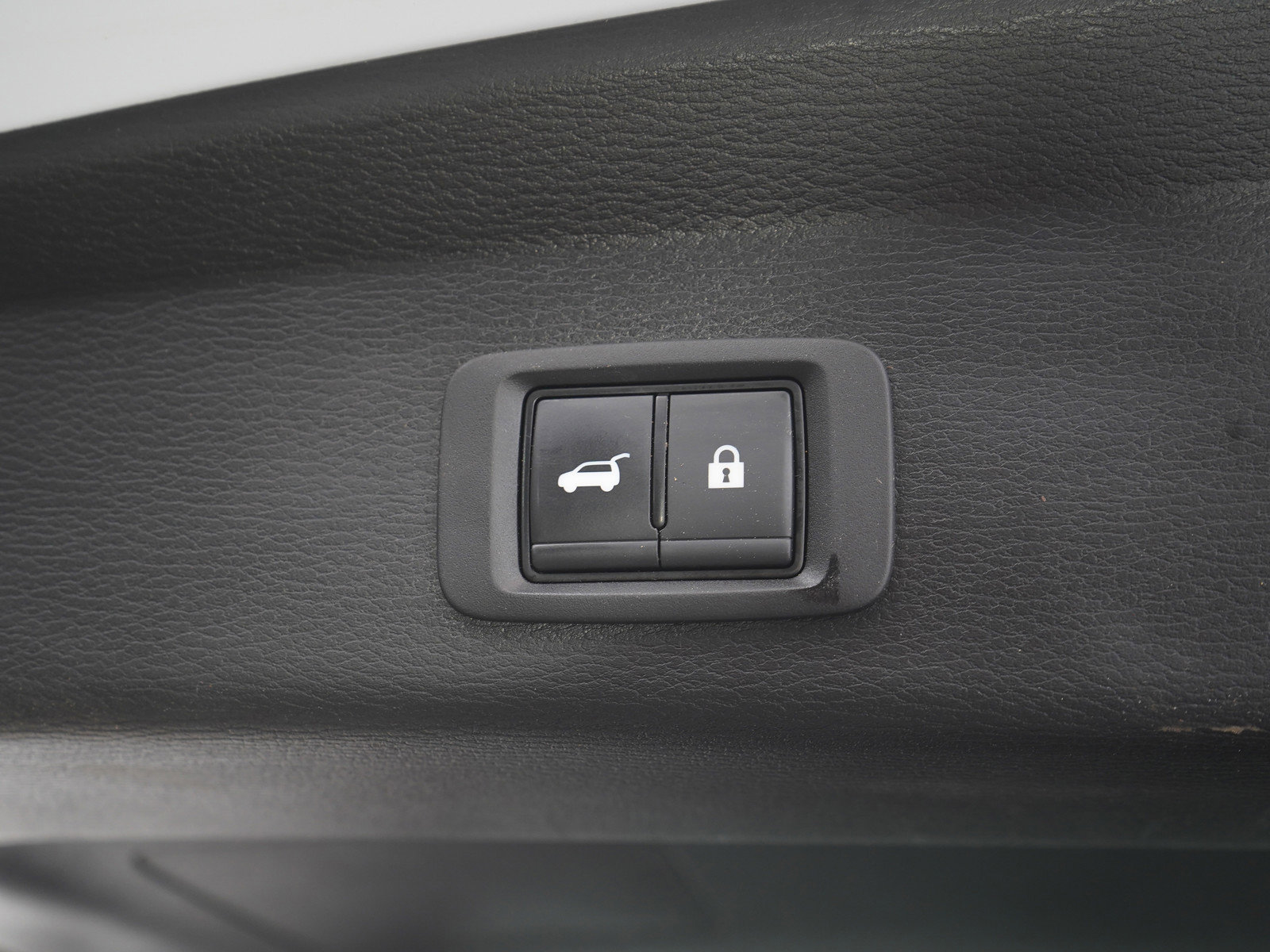 Used 2023 Mitsubishi Outlander SEL image 12