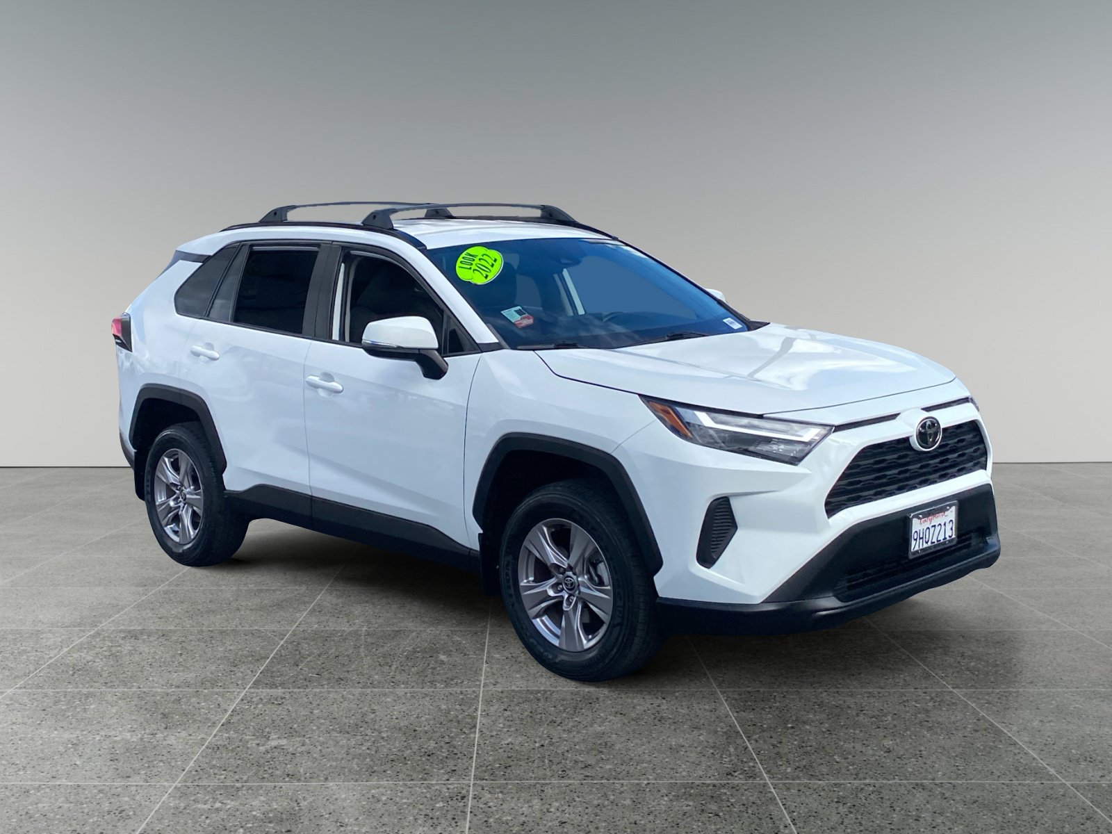 Used 2022 Toyota RAV4 XLE FWD image 7