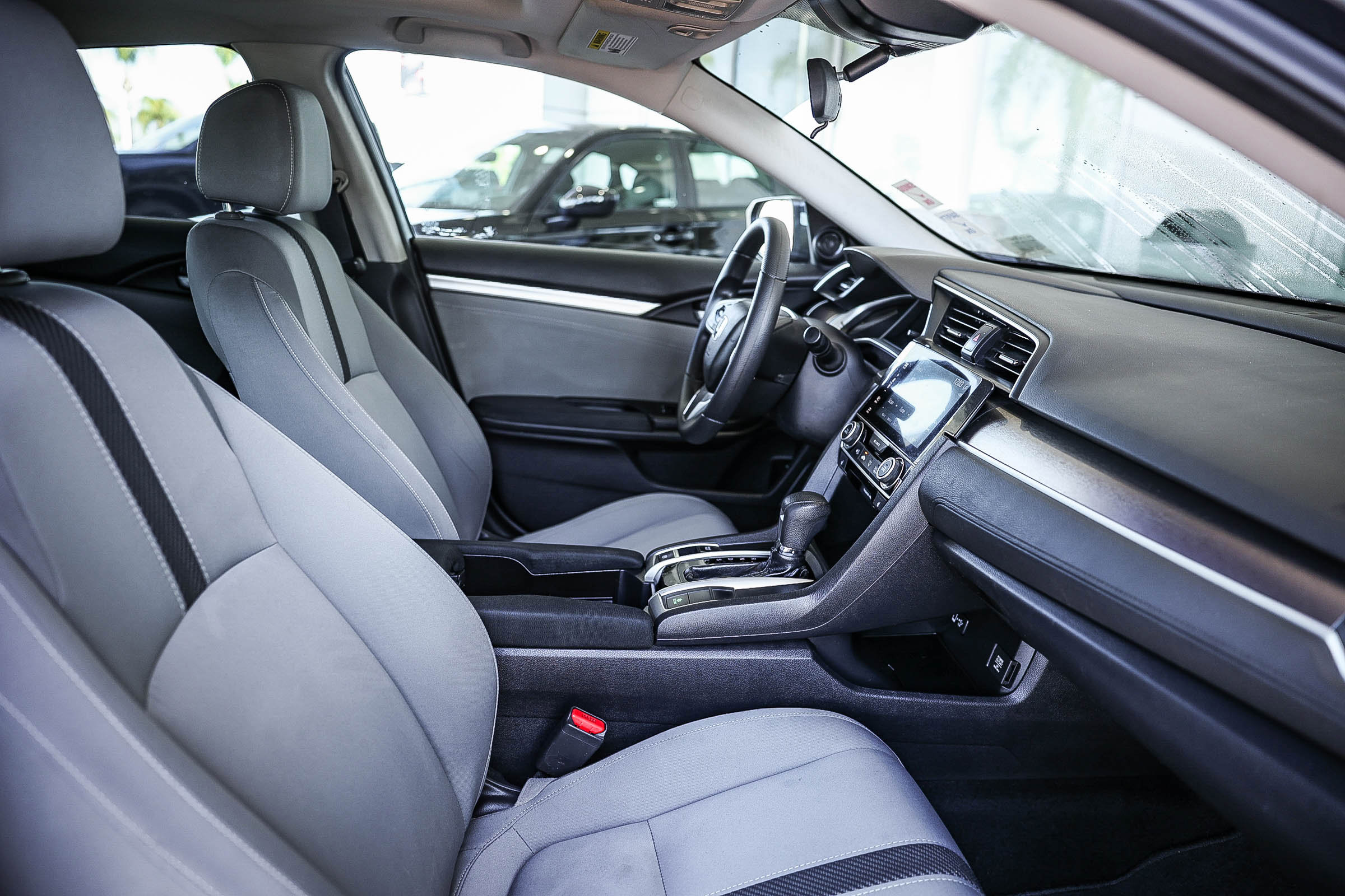 Used 2016 Honda Civic EX-T image 22