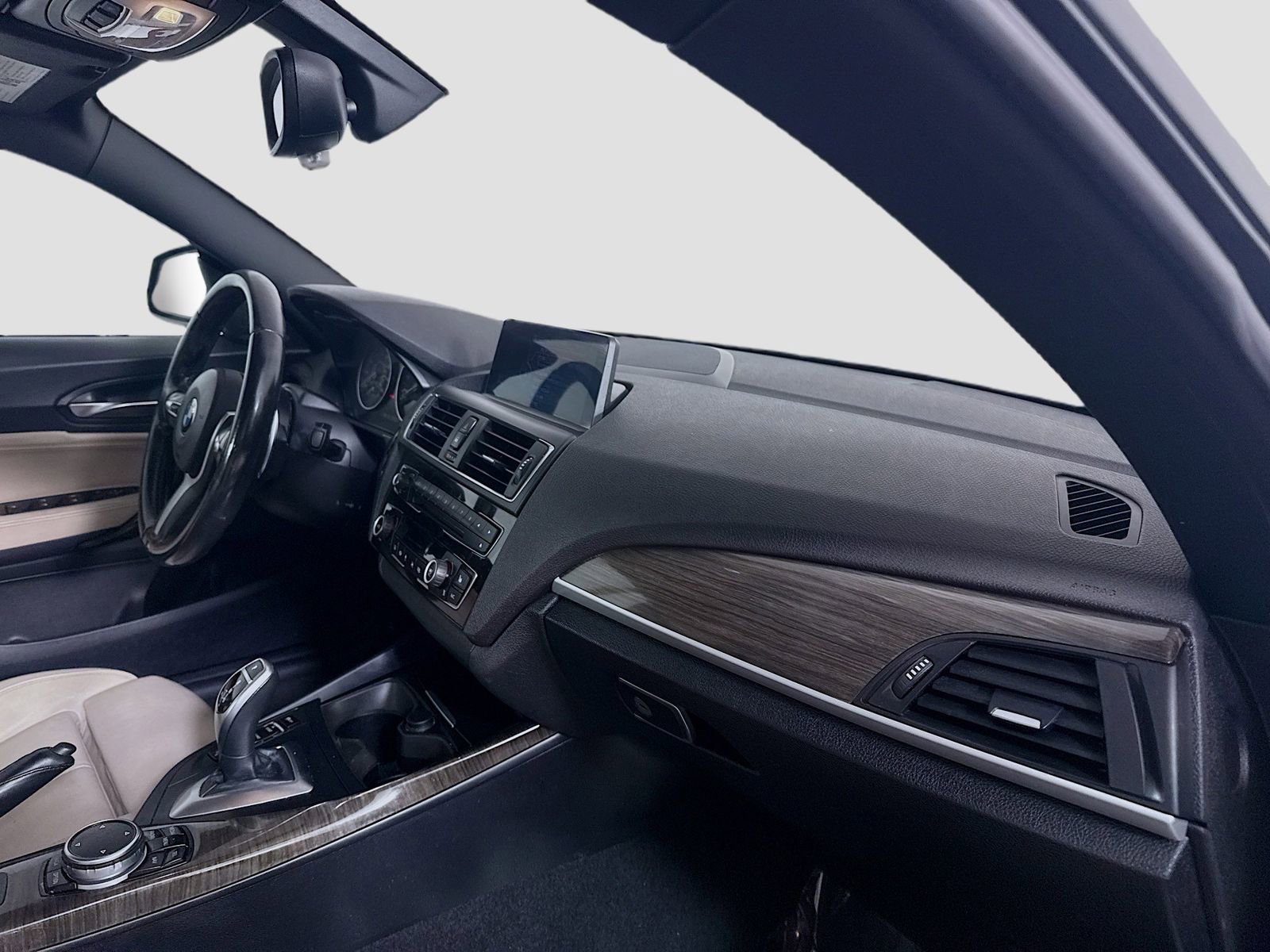 Used 2016 BMW M235i Convertible image 24