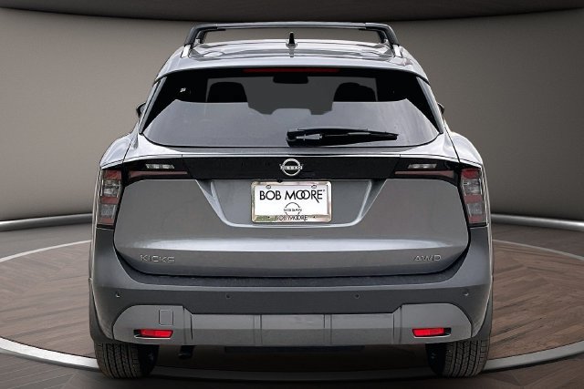 New 2027 Nissan Kicks SR AWD/4WD image 4