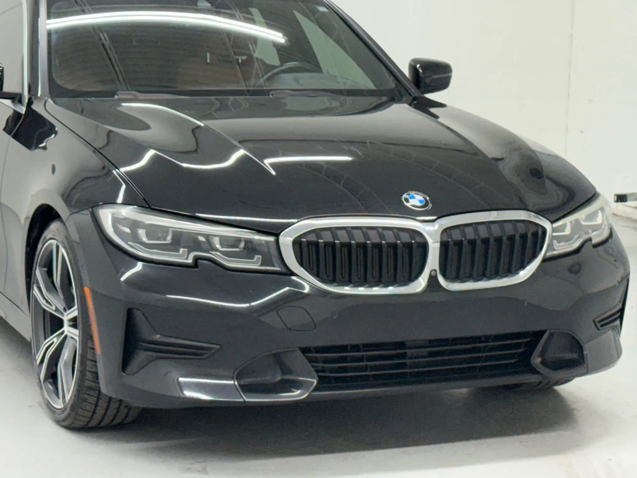 Used 2021 BMW 330i Sedan w/ Convenience Package image 34