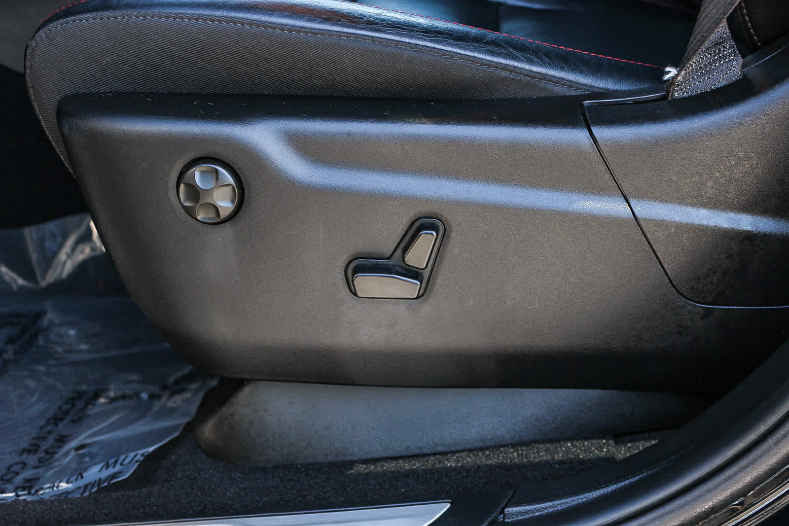 Used 2025 Dodge Durango GT AWD/4WD image 21