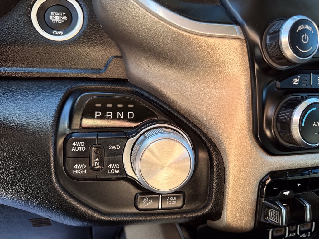 Used 2019 RAM 1500 Laramie w/ Off Road Group AWD/4WD image 26