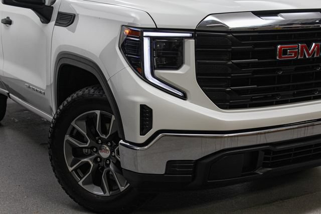 Used 2023 GMC Sierra 1500 Pro w/ Trailering Package RWD image 3
