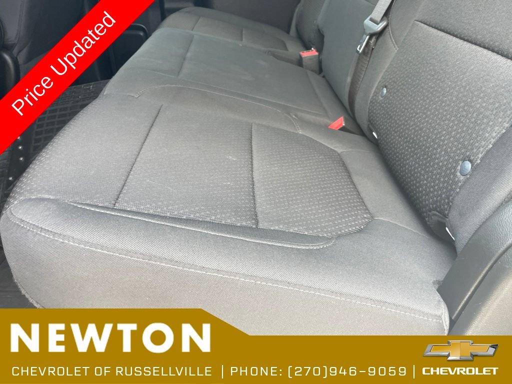 Used 2022 Chevrolet Silverado 2500 Custom w/ Custom Value Package AWD/4WD image 32