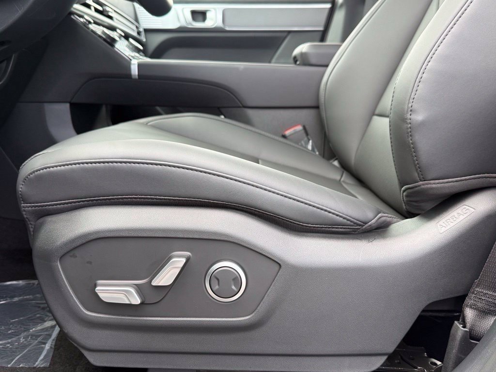 Used 2026 Hyundai Santa Fe XRT AWD/4WD image 9