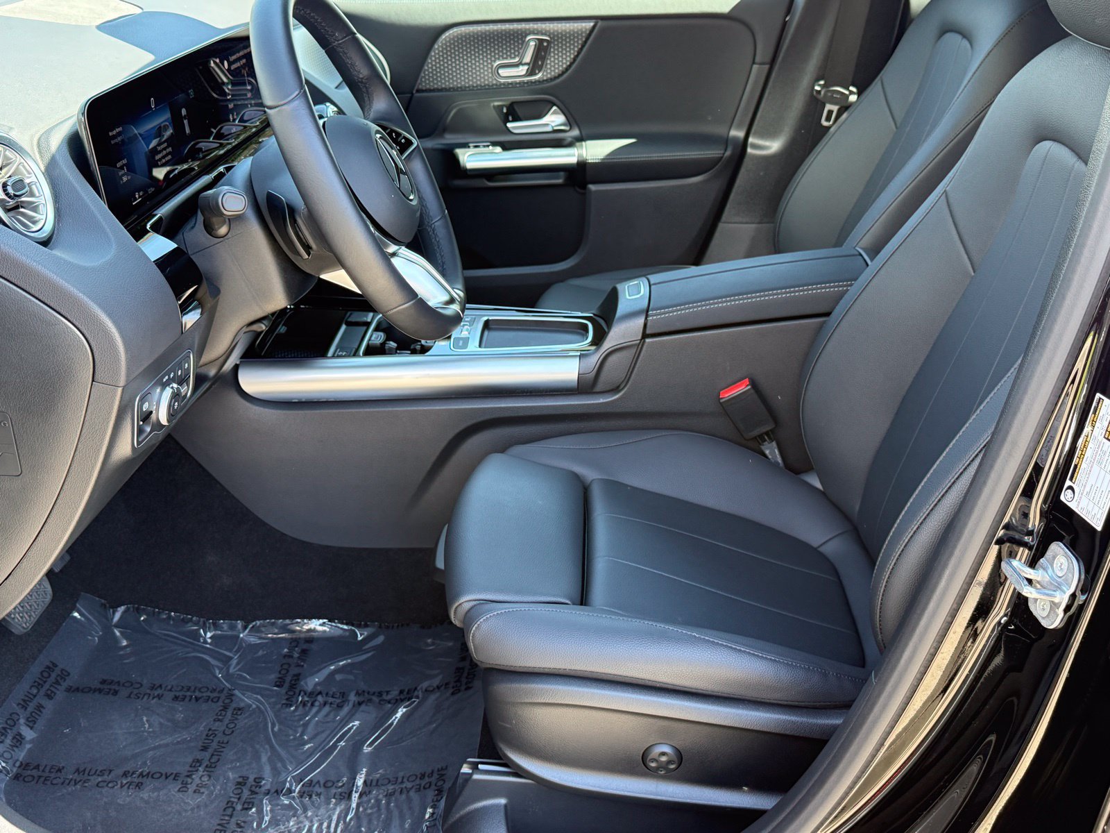 Used 2025 Mercedes-Benz GLA 250 image 27