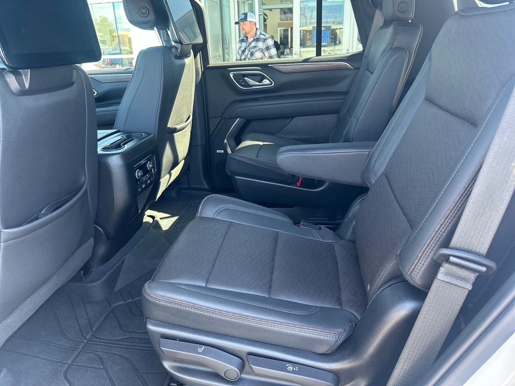 Used 2023 Chevrolet Tahoe High Country w/ Premium Package image 23