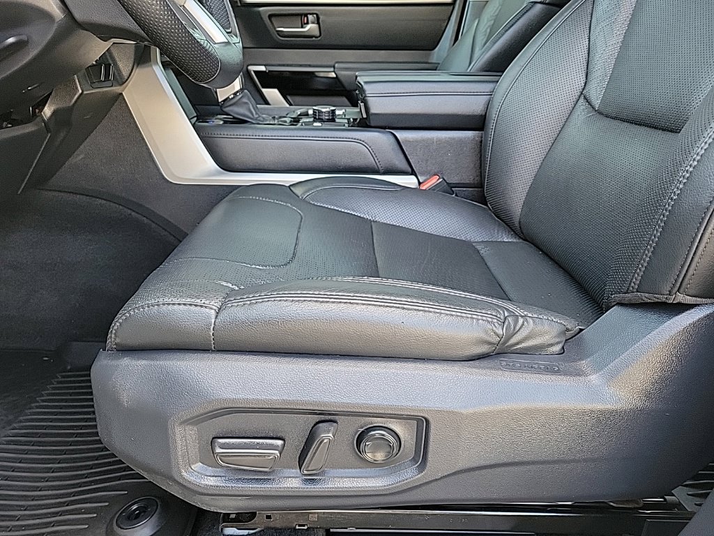 Used 2023 Toyota Tundra Limited AWD/4WD image 11